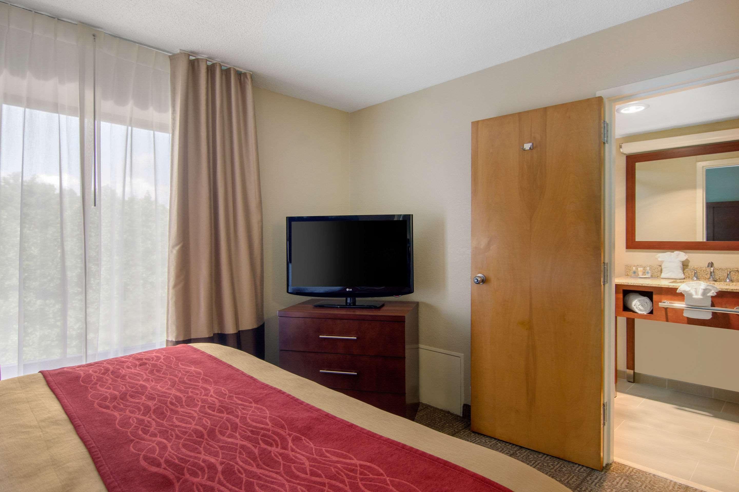 Comfort Inn Chester - Richmond South Exterior photo